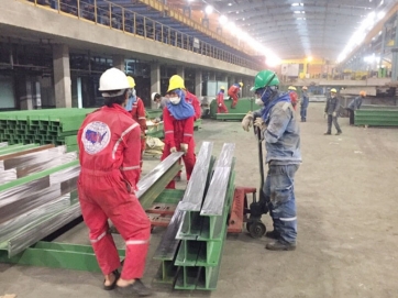 mai-thep-trong-nha-may-POSCO-SS-Vina-08.jpg
